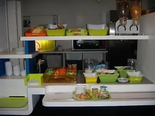Cité De L'espace Hurel Hotel