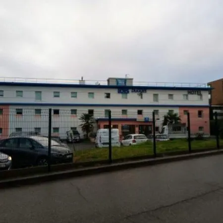 Szálloda Cite De L'espace Hurel