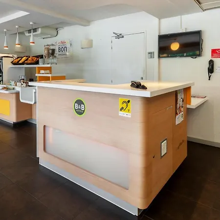 Cite De L'espace Hurel Otel