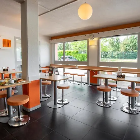 Cite De L'espace Hurel Otel